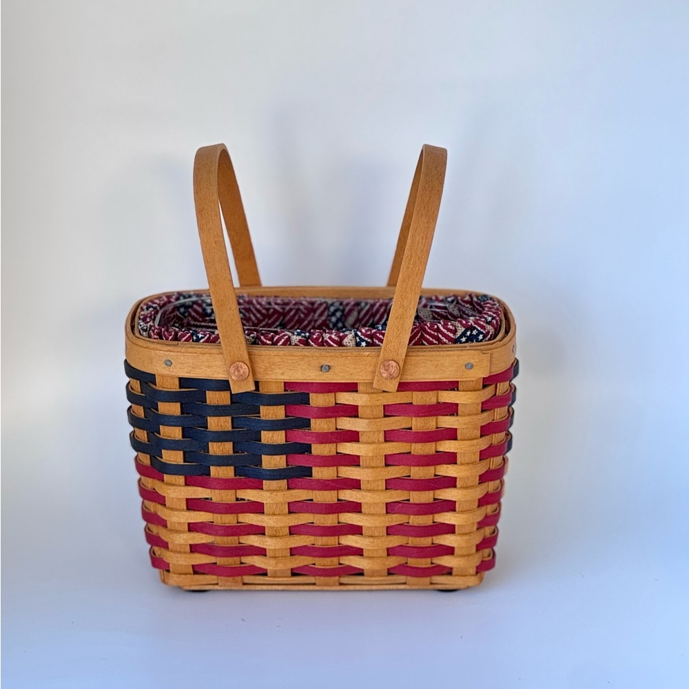Longaberger Collectors Club 2002 Miniature Flag Basket, Liner & Protector